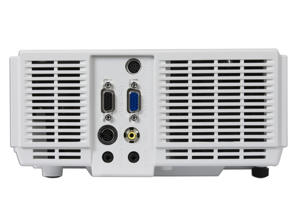 Proyector BenQ MP523, Resolución de 1024x768 y 2000 lúmenes.