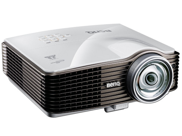 Proyector BenQ MX810ST, Resolución de 1024 x 768, Contraste 4600:1, 2500 ANSI lúmenes y 3D Ready.