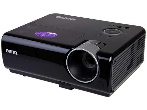 Proyector BenQ MX511, Resolución de 1024 x 768, Contraste 3000:1, 2700 ANSI lúmenes y 3D Ready.