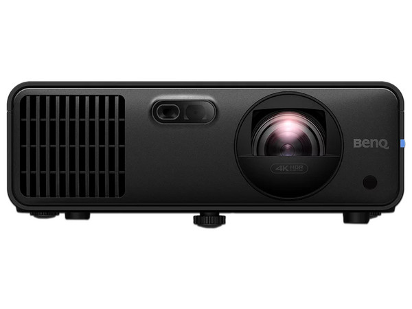 Proyector DLP BenQ LK835ST: 
Resolución Ultra HD 4K (3840 x 2160), 
Contraste 3.000.000:1 y 4000 ANSI-Lúmenes, 
HDMI, Bocina Integrada, Wi Fi, 3D,
Color Negro.