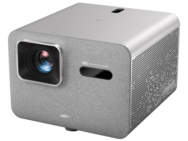 Proyector DLP BenQ TK705I, 
Resolución 4K UHD (3840 × 2160), 
3000 Lúmenes, 
Contraste 600 000:1. 
Color Blanco.