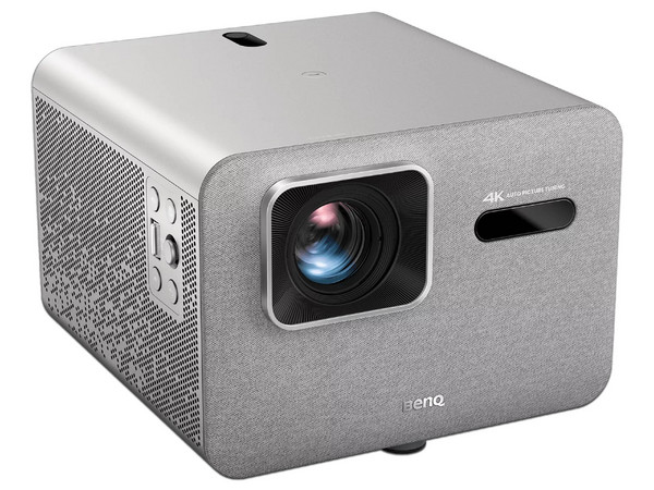 Proyector DLP BenQ TK705I, 
Resolución 4K UHD (3840 × 2160), 
3000 Lúmenes, 
Contraste 600 000:1. 
Color Blanco.