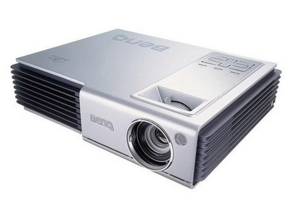 Proyector BenQ CP120 de 1500 ANSI LUMENES con WiFi incorporado 802.11a/b/g.