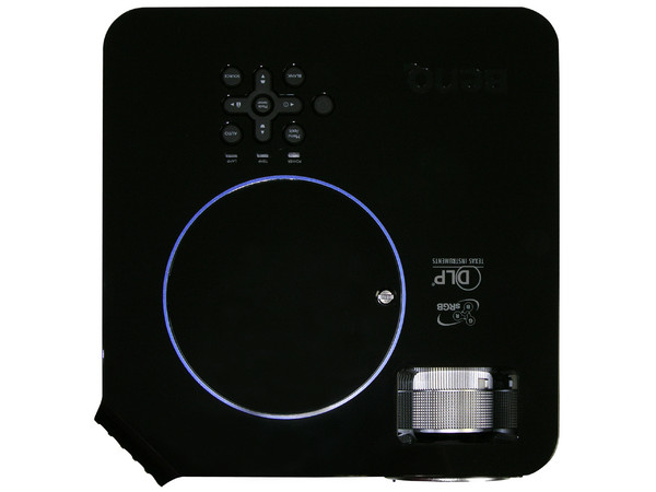 Proyector Profesional BenQ MP612, Resolución de 800x600 y 2,500 lúmenes.