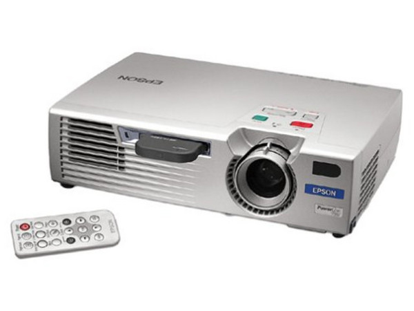 Proyector Epson PowerLite 735C, 2000 Lumens, XGA, Wireless. Proyecta desde tarjetas flash.