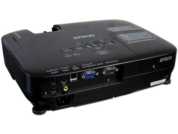 Proyector Epson PowerLite S8+, Resolución de 800x600 y 2,500 lúmenes.