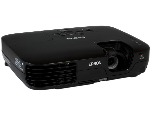 Proyector Epson PowerLite S10+, Resolución de 800 x 600 y 2,600 lúmenes.