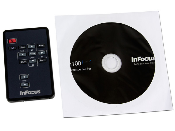 Proyector InFocus IN102 Resolución de 800 x 600 y 2500 Lúmenes.