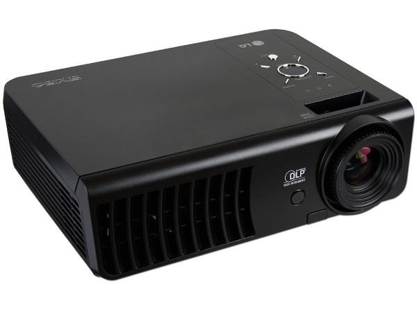 Proyector LG BS254, Resolución de 800 x 600 y 2500 lúmenes. 