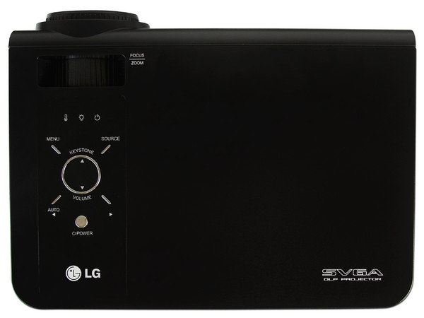 Proyector LG BS254, Resolución de 800 x 600 y 2500 lúmenes. 