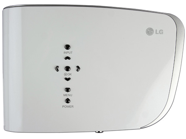 Proyector de Bolsillo LG LED HS201 Resolución de 800 x 600 y 200 ANSI-Lumens.