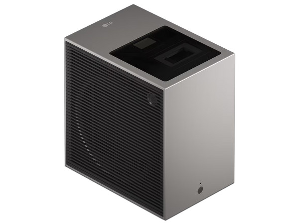 Proyector DLP LG CineBeam S Mini UST: 
Resolución XGA (3840 x 2160), 
Contraste 450.000:1 y 500 ANSI-Lúmenes, 
HDMI, Bocina Integrada, 
Color Blanco.