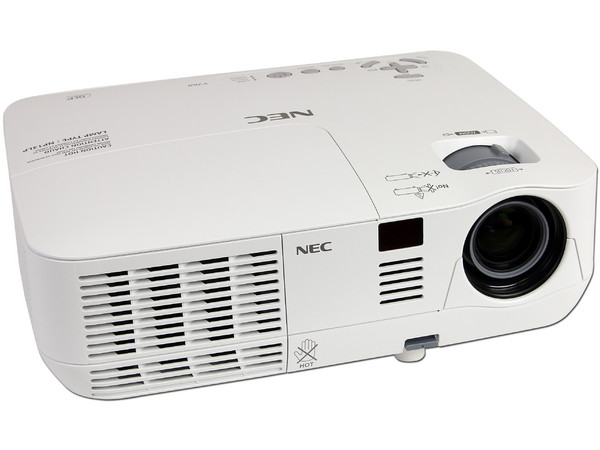 Proyector NEC V260, Resolución de 800 x 600 y 2600 ANSI lúmenes, 3D Ready.