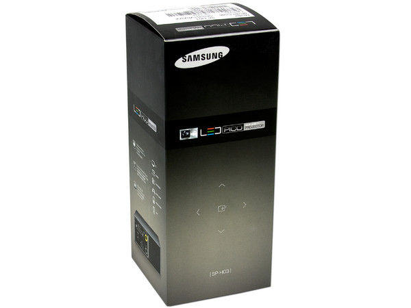  Samsung Pico Proyector LED SP-H03, Resolución de 854 x 480 y 30 lúmenes.
