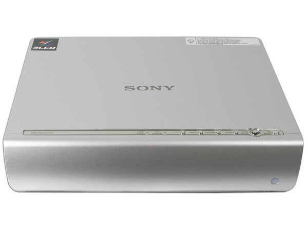 Proyector Sony XGA Multiuso VPL-CX100, Resolución de 1024x768 y 2,700 lúmenes.