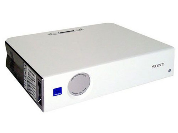 Proyector Sony VPL-CX6 de 2,000Lumens con Ranura para Memory Stick
