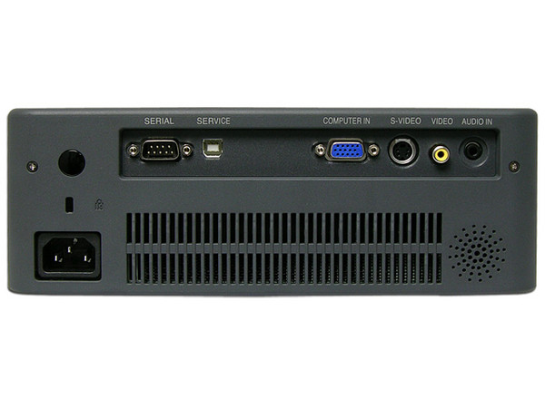 Proyector ViewSonic PJ506D, Resolución de 800x600 y 2,000 lúmenes.