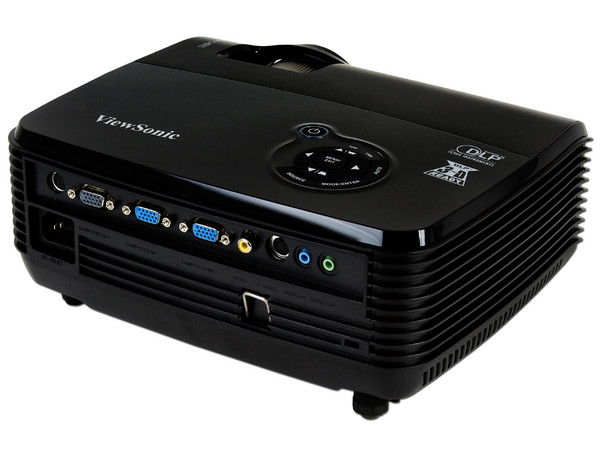 Proyector ViewSonic PJD5152, Resolución de 800×600 nativo con 2,600 lúmenes.