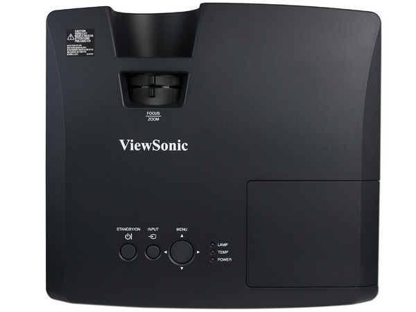 Proyector Viewsonic PJL7211, Resolución de 1024x768 y 2,200 lúmenes.
