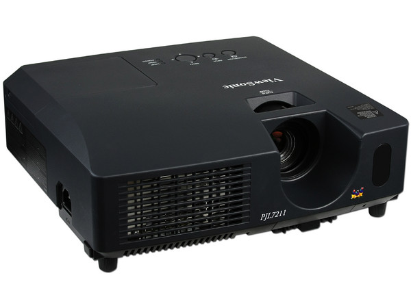 Proyector Viewsonic PJL7211, Resolución de 1024x768 y 2,200 lúmenes.
