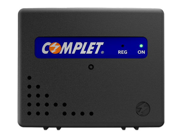 Regulador de Voltaje Complet 3200VA/1600W, 8 Contactos, Color negro
