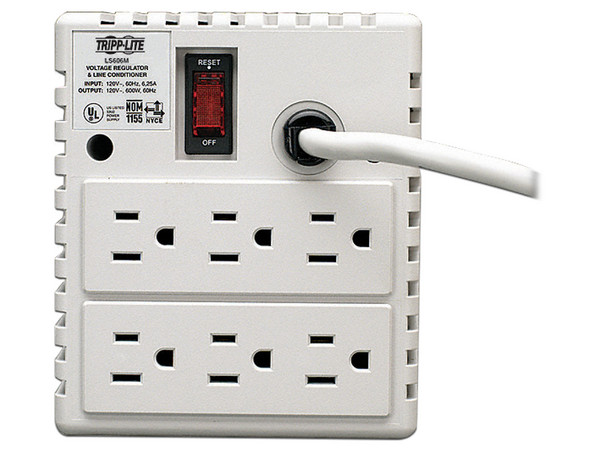 Acondicionador de Línea TrippLite LC1200 de 600W, 6 Contactos.