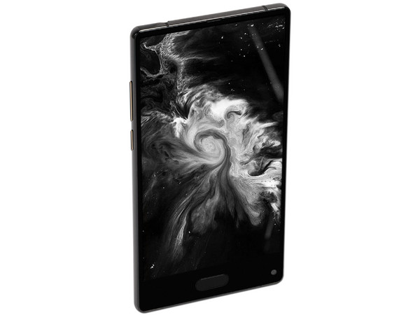 Smartphone Acteck Bleck BE XL:
Procesador MTK6750T Octa Core (1.5 GHz),
Memoria RAM de 3 GB, Almacenamiento de 32 GB
(expandible con MicroSD),
Pantalla de 5.5