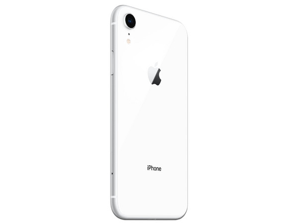 Apple iPhone XR:
Procesador A12 Bionic,
Memoria RAM de 3GB, Almacenamiento de 64GB,
Pantalla Liquid Retina HD IPS de 6.1