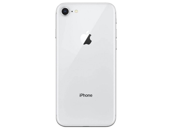 Smartphone Apple iPhone 8:
Procesador A11 Bionic,
Almacenamiento de 64 GB,
Pantalla retina de 4.7