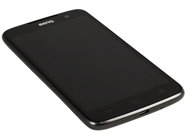 Smartphone Benq F5
Procesador Snapdragon 400 Quad-Core 1.2GHz, 
Almacenamiento 16 GB, 1GB RAM, Micro SD,
Red 4G LTE, Wi-Fi 802.11 b/g/n, Bluetooth 4.0, 
Pantalla  5”, IPS, 1280 x 720, 
Android Kitkat 4.4.2.
