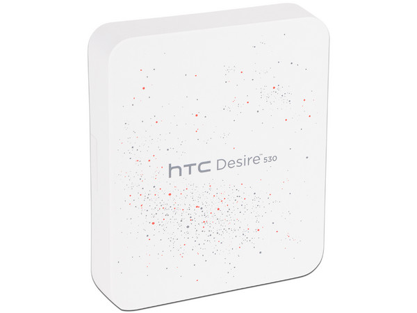Smartphone HTC Desire 530:
Procesador Qualcomm Snapdragon 210 1GHz,
Memoria RAM de 1.5GB, Almacenamiento de 16GB
(expandible con microSD),
Pantalla de 5