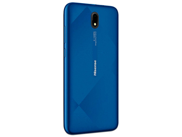 Smartphone Hisense E20: 
Procesador Quad Core (hasta 1.4 GHz), 
Memoria RAM de 2GB, Almacenamiento de 16GB, 
Pantalla LED Multi Touch de 5.7