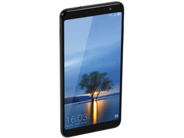 Smartphone Hisense F24:
Procesador MT6735 Quad-Core (1.44 GHz),
Memoria RAM de 2GB, Almacenamiento de 16GB
(expandible con micro SD),
Pantalla de 5.99