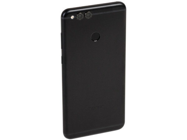 Smartphone Huawei Honor 7X: 
Procesador Kirin 659 Octa-core (hasta 2.30GHz), 
Memoria RAM de 4GB, Almacenamiento de 64GB, 
Pantalla 5.9