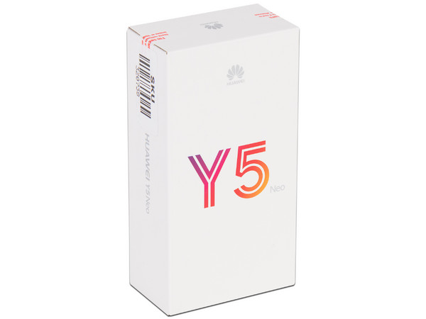 Smartphone Huawei Y5 Neo:
Procesador Mediatek MT6739, Quad core (1.5GHz),
Memoria RAM de 1GB, Almacenamiento de 16GB
(expandible con microSD),
Pantalla de 5.45