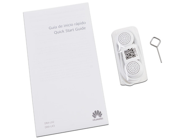 Smartphone Huawei Y5 Neo:
Procesador Mediatek MT6739, Quad core (1.5GHz),
Memoria RAM de 1GB, Almacenamiento de 16GB
(expandible con microSD),
Pantalla de 5.45