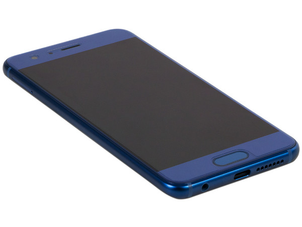 Smartphone Honor 9:
Procesador Kirin 960 Octa-Core (hasta 2.4 GHz),
Memoria RAM 4 GB, Almacenamiento de 64 GB,
Pantalla 5.15