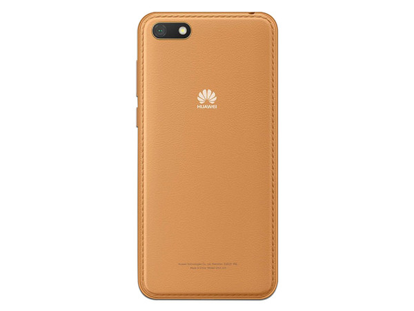 Smartphone Huawei Y5 Neo:
Procesador Mediatek, Quad core (1.5GHz),
Memoria RAM de 1GB, Almacenamiento de 16GB
(expandible con microSD),
Pantalla de 5.45