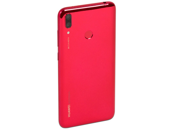 Smartphone Huawei Y7 2019:
Procesador Snapdragon 450 Octa Core (hasta 1.8 GHz),
Memoria RAM de 3GB,
Almacenamiento de 32 GB,
Pantalla 6.2