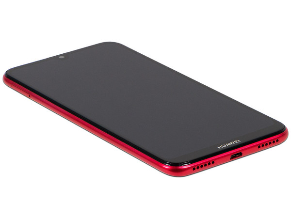 Smartphone Huawei Y7 2019:
Procesador Snapdragon 450 Octa Core (hasta 1.8 GHz),
Memoria RAM de 3GB,
Almacenamiento de 32 GB,
Pantalla 6.2