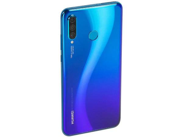 Smartphone Huawei P30 Lite:
Procesador Kirin 710 Octa Core (hasta 2.2 GHz),
Memoria RAM de 4GB,
Almacenamiento de 128GB,
Pantalla de 6.15
