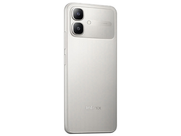 Smartphone Infinix Smart 20:
Procesador MediaTek Helio G81 Ultimate (hasta 2.0GHz),
Memoria RAM de 4GB,
Almacenamiento de 64GB,
Pantalla IPS de 6.78