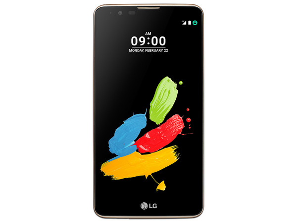 Smartphone LG Stylus 2:
Procesador Quad Core (1.2 GHz),
Memoria RAM de 1.5GB, Almacenamiento de 16GB (expandible con MicroSD),
Pantalla 5.7