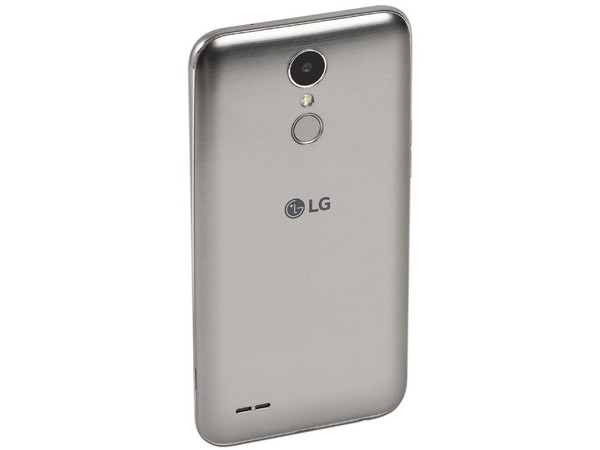 Smartphone LG K10 (2017): Procesador Mediatek MT6750 Octa Core (1.5GHz),
Memoria Ram de 2 GB, Almacenamiento de 32 GB (Expandible con micro SD),
Pantalla LED Multi-Touch IPS de 5.3