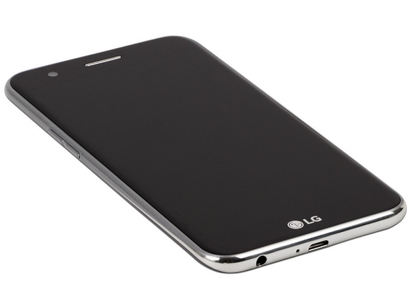 Smartphone LG K10 (2017): Procesador Mediatek MT6750 Octa Core (1.5GHz),
Memoria Ram de 2 GB, Almacenamiento de 32 GB (Expandible con micro SD),
Pantalla LED Multi-Touch IPS de 5.3