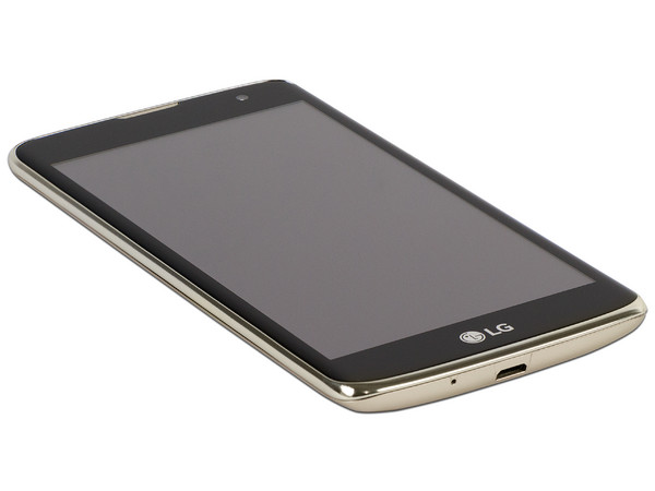 Smartphone LG Q7 LG-X210:
Procesador MediaTek MT6166 Quad Core (1.3 GHz),
Memoria RAM de 1GB, Almacenamiento de 16GB (expandible con microSD),
Pantalla 5.0