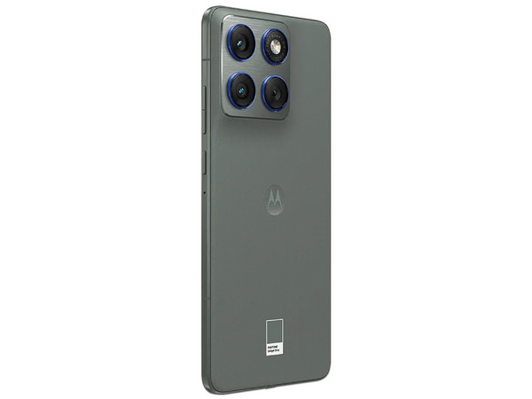 Smartphone Motorola Edge 70: 
Procesador Snapdragon 7 Gen 4 (hasta 2.8 GHz),
Memoria RAM de 8GB, Almacenamiento de 256GB, 
Pantalla LED de 6.67