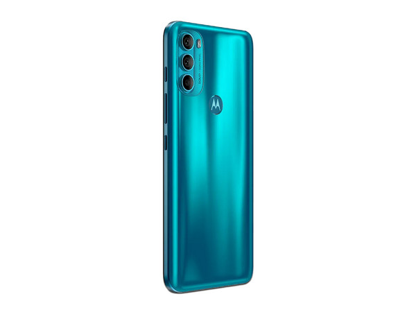 Smartphone Motorola Moto G71 5G: 
Procesador Snapdragon 695 (hasta 2.2 GHz), 
Memoria RAM de 6GB, 
Almacenamiento de 128GB,
Pantalla LED Multi-Touch de 6.4