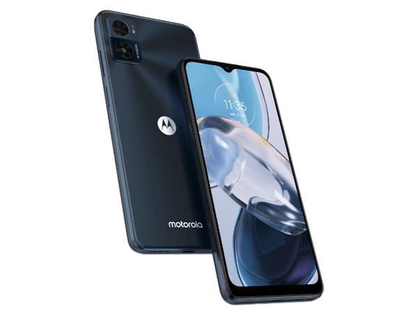 Smartphone Motorola Moto E22: 
Procesador MediaTek Helio G37 (hasta 2.3 GHz), 
Memoria RAM de 3GB, Almacenamiento de 32GB, 
Pantalla LED Multi-Touch de 6.5