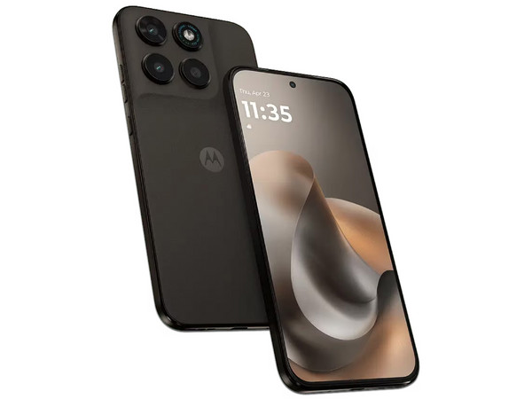 Smartphone Motorola Moto G77: 
Procesador MediaTek Dimensity 6400 (hasta 2.5 GHz), 
Memoria RAM de 8GB, Almacenamiento de 256GB, 
Pantalla de 6.7